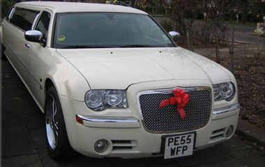 Luxury wedding car hire