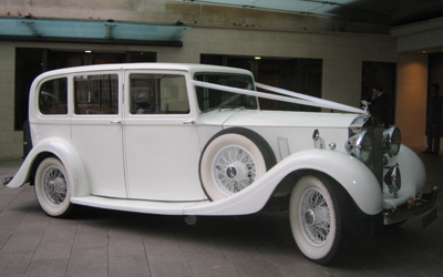 Luxury wedding car hire